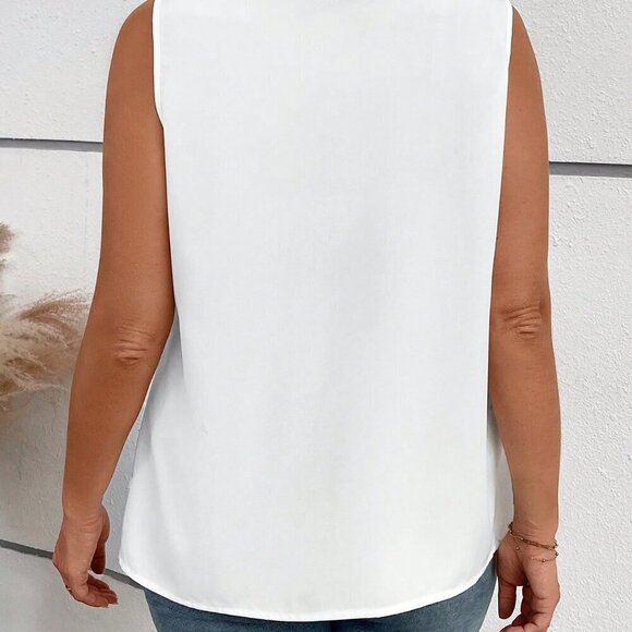 White Casual Women's Plus Size Solid Color Minimalist Sleeveless Tank Top - Picture 2 of 4